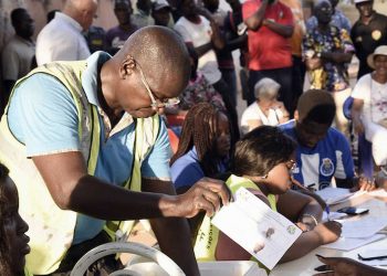 La Démocratie est-elle en danger en Afrique ?