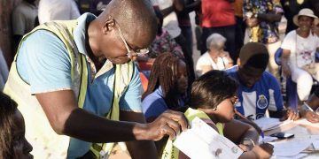 La Démocratie est-elle en danger en Afrique ?