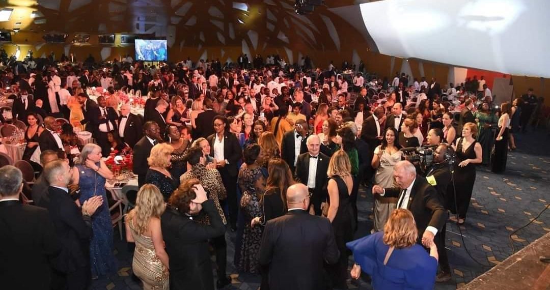 Gala de bienfaisance de la fondation Childreen Of Africa. »Africa is The Future », une fioriture !!!