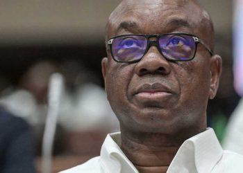 Foot: Yacine Idriss Diallo élu président de la Fédération ivoirienne, Drogba battu