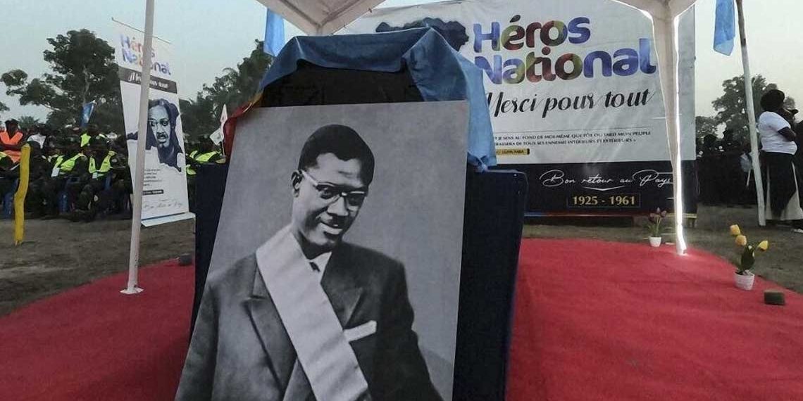 RDC: le cercueil de Lumumba exposé dans son village natal d’Onalua