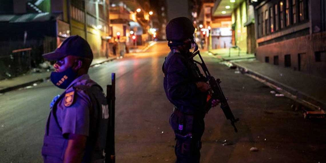 Afrique du Sud: deux fusillades mortelles dans des bars de nuit