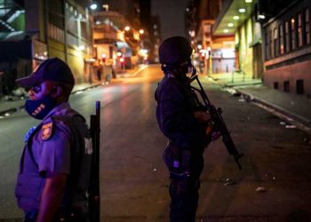 Afrique du Sud: deux fusillades mortelles dans des bars de nuit