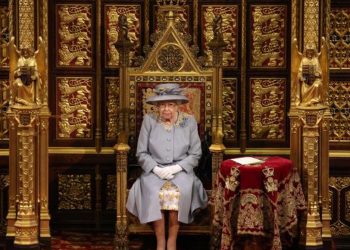 Range ton jet / Funérailles d’Elizabeth II: les chefs d’Etat étrangers invités à la sobriété