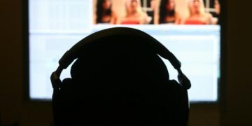 Les mineurs fréquentent de plus en plus les sites pornographiques, selon une étude