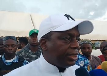 Bangolo: Le maire Roger Gah célébré par sa population après sa libération.