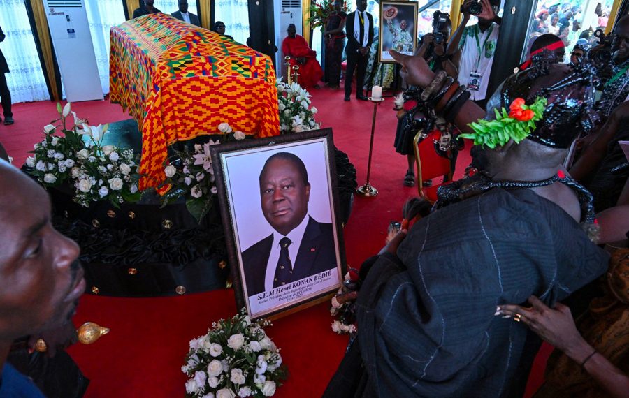 Côte d’Ivoire : l’ancien président Henri Konan Bédié inhumé à Pepressou dans la stricte intimité familiale