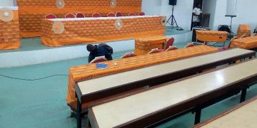 Université Félix Houphouët de Cocody  La FESCI empêche la soutenance de thèse de Koné Katinan