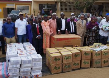 Action sociale:  La MATCA offre vivres et non vivres au groupe scolaire Eponon d’Abobo Avocatier