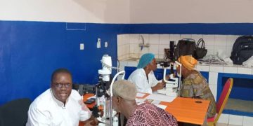 BOUAKE: 5000 malades d’hernie et de cataracte soulagés par le Maire Amadou KONÉ.