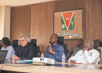 Bouaké : Africa Global Logistics séduit par les projets structurants du maire Amadou Koné