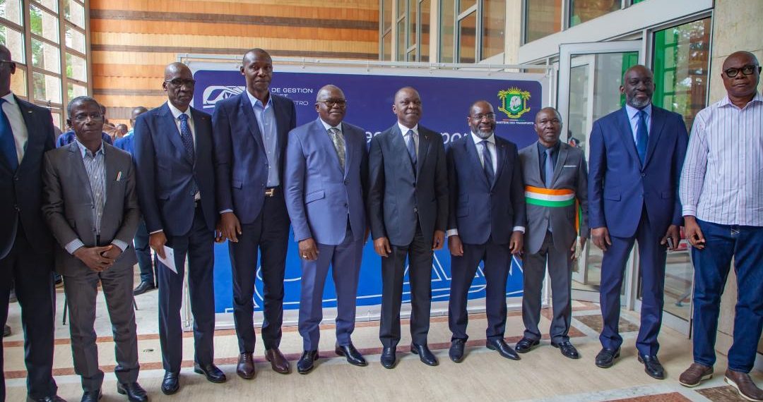 Mobilité à Abidjan : Amadou Koné mobilise le District et les Maires des communes impactées par les projets