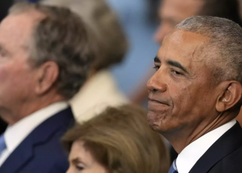 Face à Donald Trump, Barack Obama et Kamala Harris sortent enfin du bois