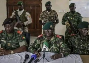 Guinée-Bissau: un groupe d’officiers dit avoir pris le contrôle du pays, le président Embaló «renversé»