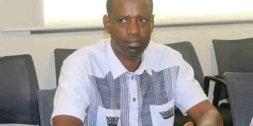 La justice  annule l’acte de naissance et le passeport de Komé Bakary