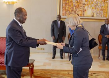 Le Chef de l’État a reçu les Lettres de créance de quatre nouveaux Ambassadeurs accrédités en Côte d’Ivoire